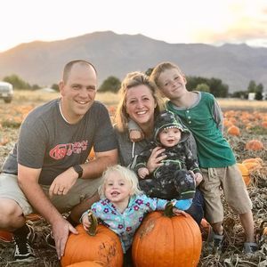 Meet your Posher, Elyse